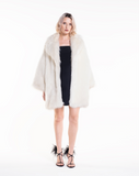 NEW OVER THE POP - Pelliccia oversize in faux fur bianco