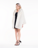 NEW OVER THE POP - Pelliccia oversize in faux fur bianco