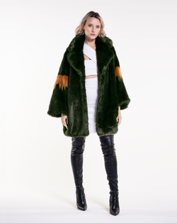 OVER THE POP - Pelliccia oversize in faux fur verde